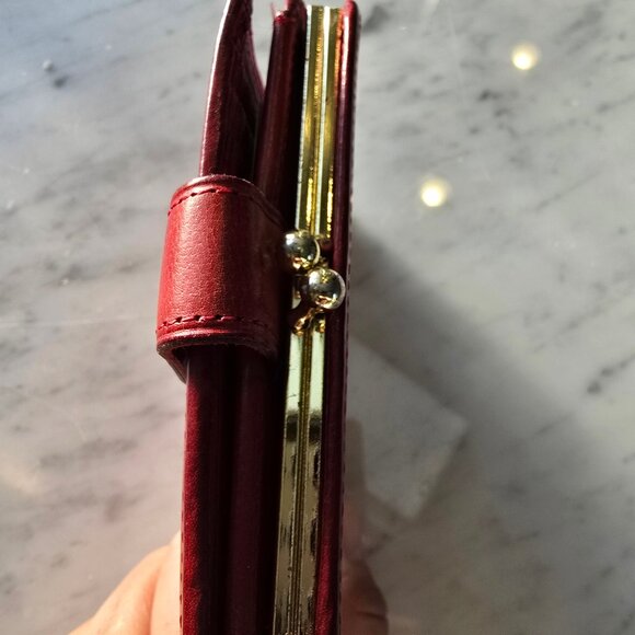 Coach NWT Vintage Red Leather Wallet - Picture 8 of 8